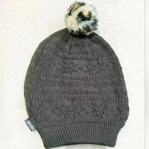Muk Luks Faux Fur Pom Pom Beanie Hat cable knit animal print brown - Picture 1 of 6